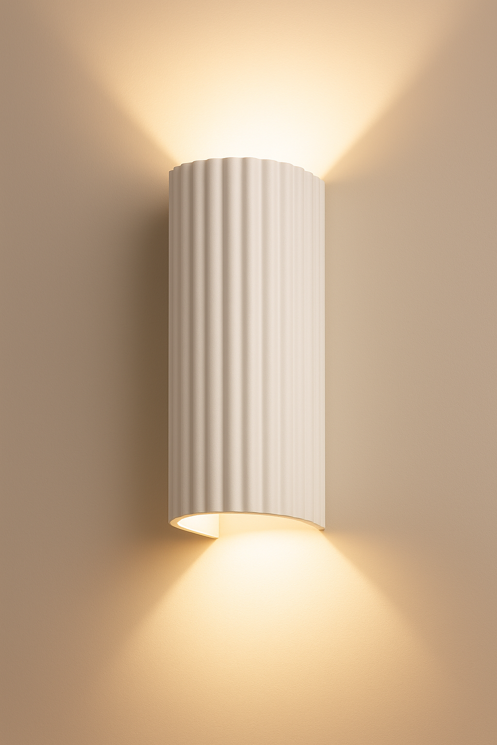 מנורת קיר גליל מוגנת מים – עץ אלון / לבן / שחור