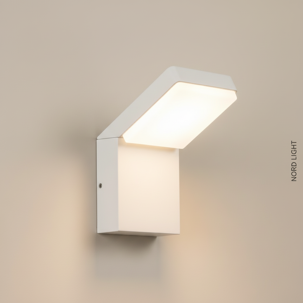 VECTA WALL IP54 – מנורת קיר חוץ LED בזווית | 2 גדלים | שחור / לבן