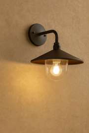 מנורת קיר גינה "וינטג' בלק" – תאורת חוץ קלאסית