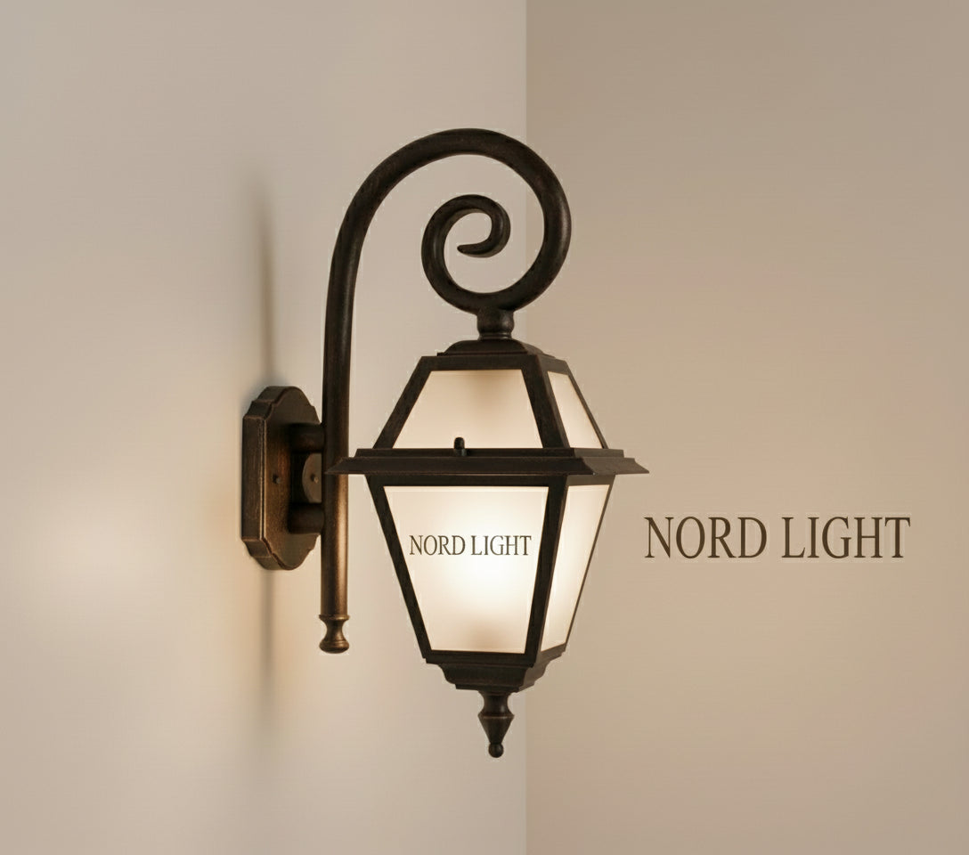 אתונה קיר גינה