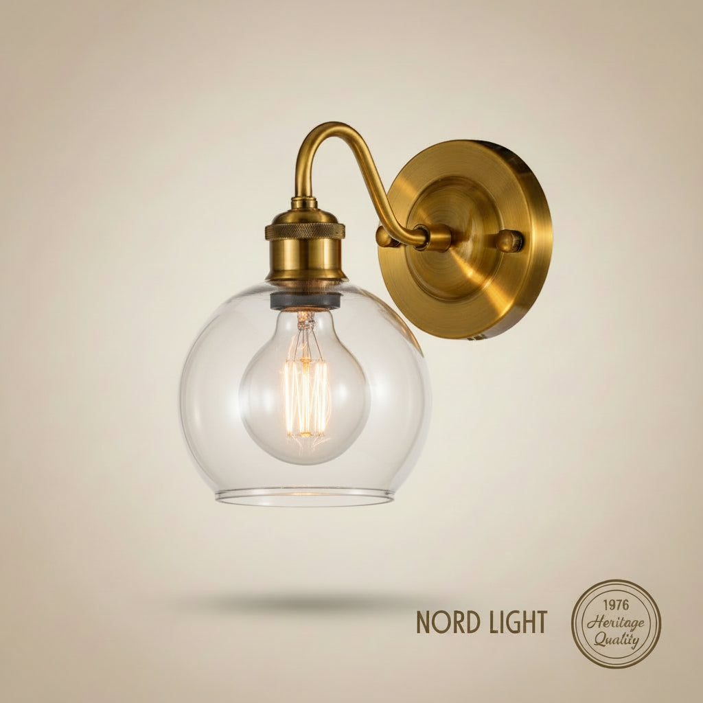 NORD GLASS 15 – מנורת קיר זכוכית שקופה