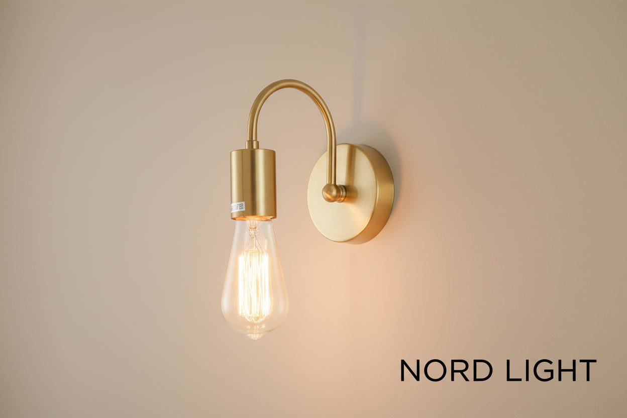 ARC NORD – מנורת קיר דקורטיבית בעיצוב קשת