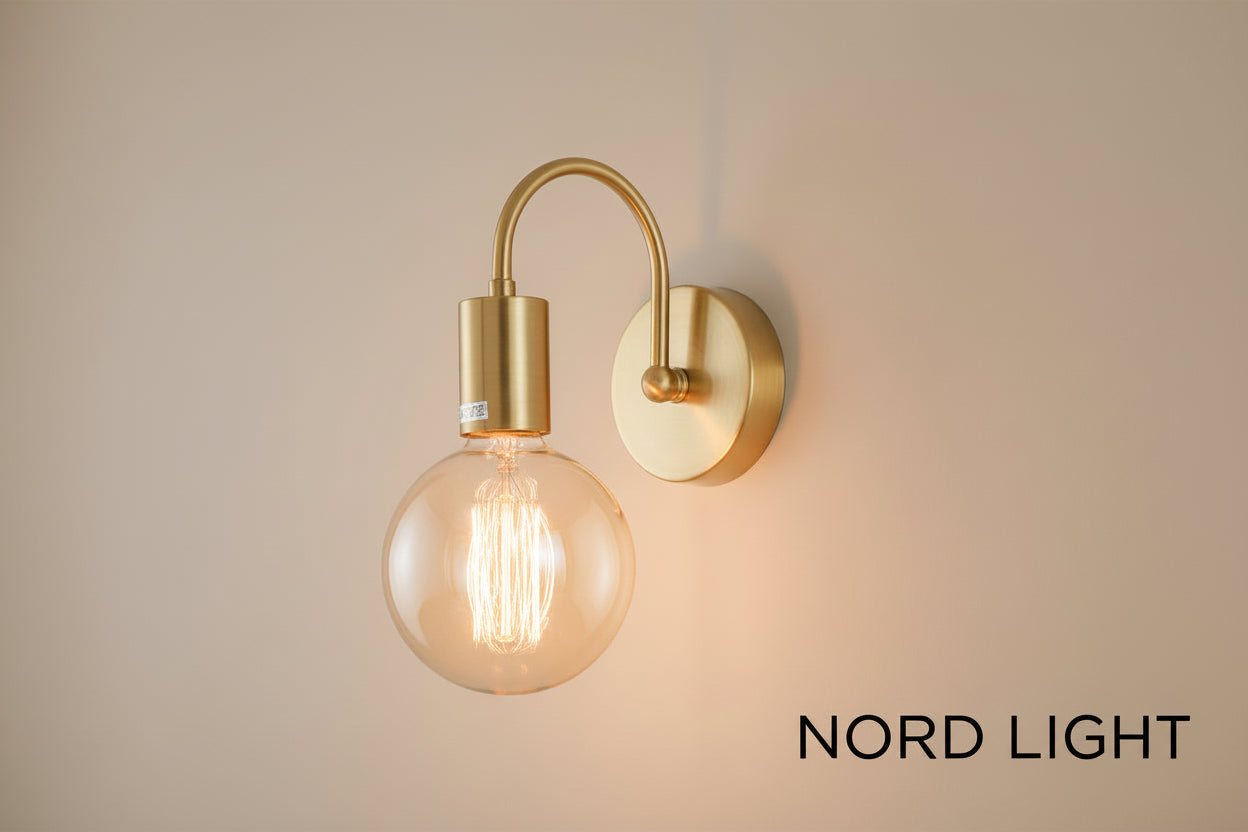 ARC NORD – מנורת קיר דקורטיבית בעיצוב קשת