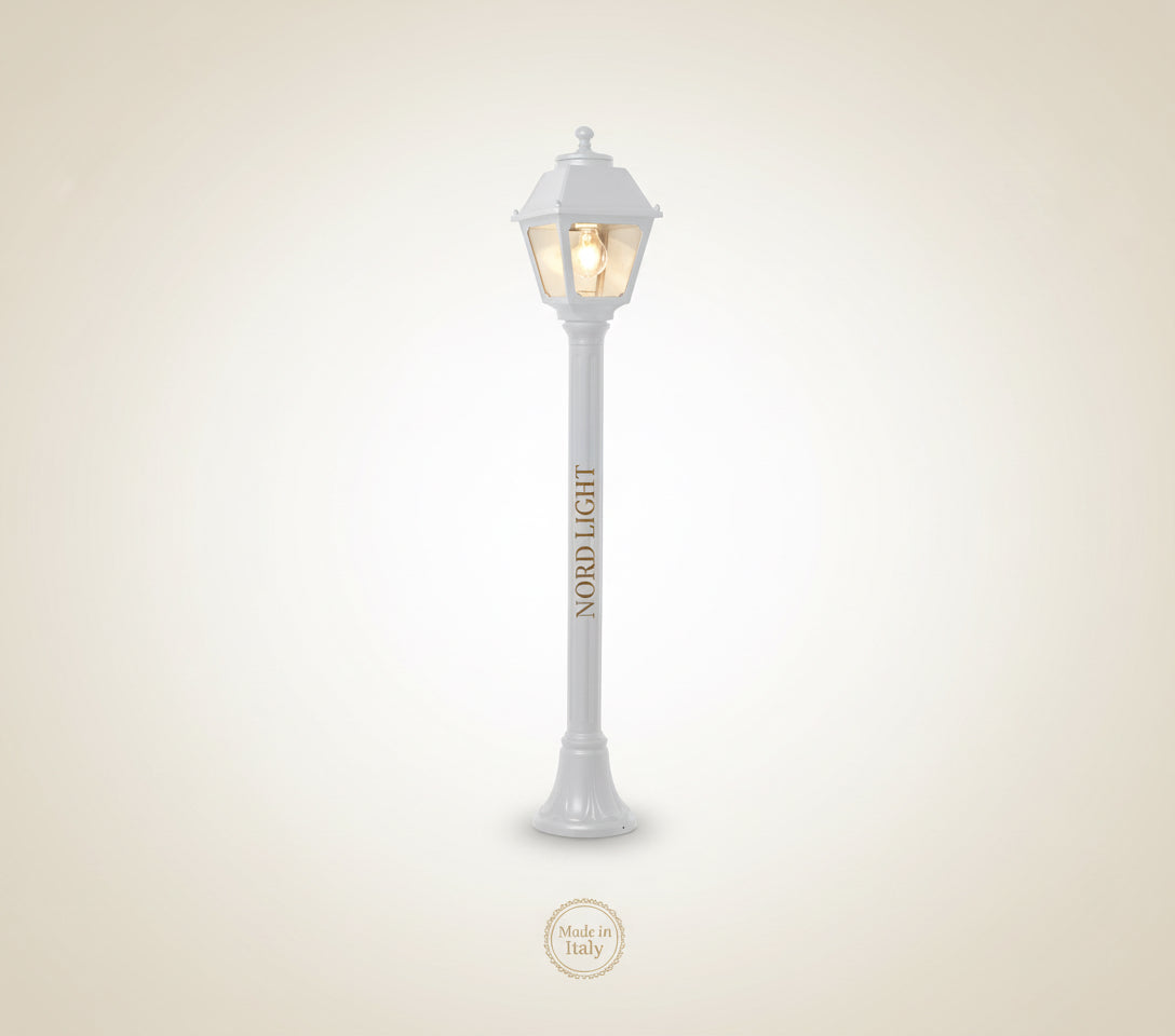 פנס גינה עומד לבן איטלקי POMOGALI Classic 820 עשוי פוליקרבונט 