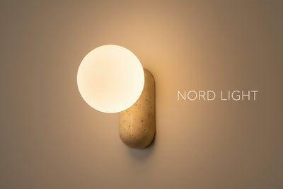 NORD LIGHT – TERRA 091
מנורת קיר טרוונטין עם כדור זכוכית
