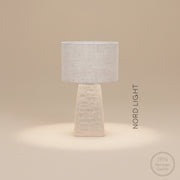 מנורת שולחן STONE COLUMN – מנורה דקורטיבית לשידת לילה