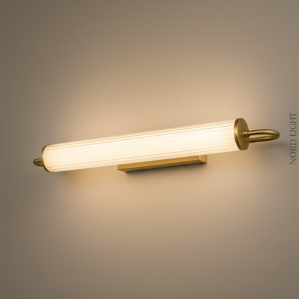 מנורת קיר מראה בשילוב זהב 