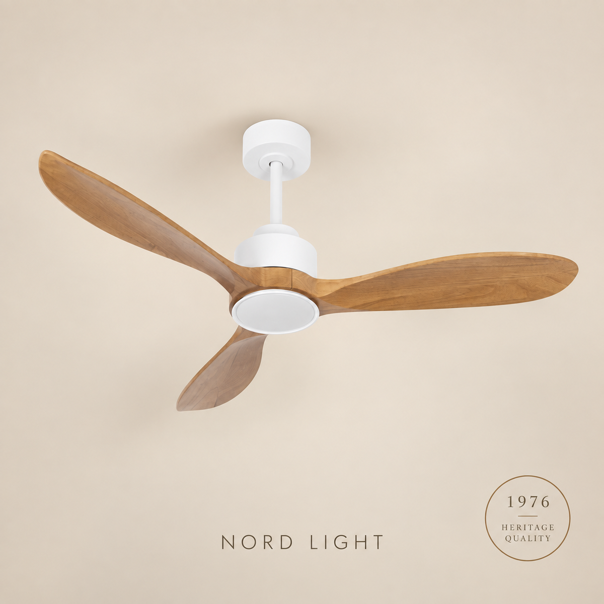 מאוורר תלוי   DC 35W VALENSIA - גימור לבן - כנפיים עץ אגוז — FAN CLUB | NORD LIGHT