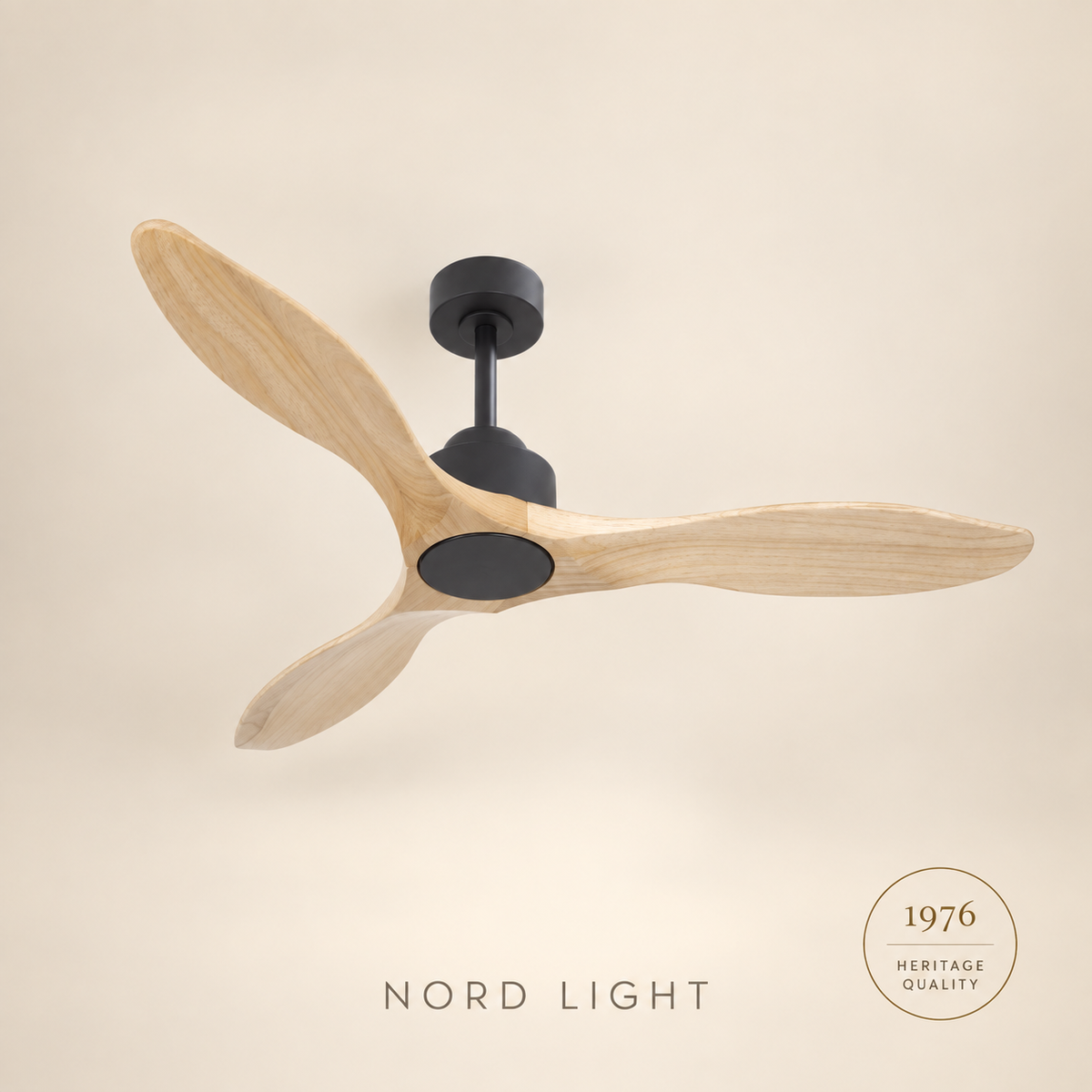 מאוורר תלוי DC 35W PALMA - גימור שחור  - כנפיים עץ טבעי — FAN CLUB | NORD LIGHT